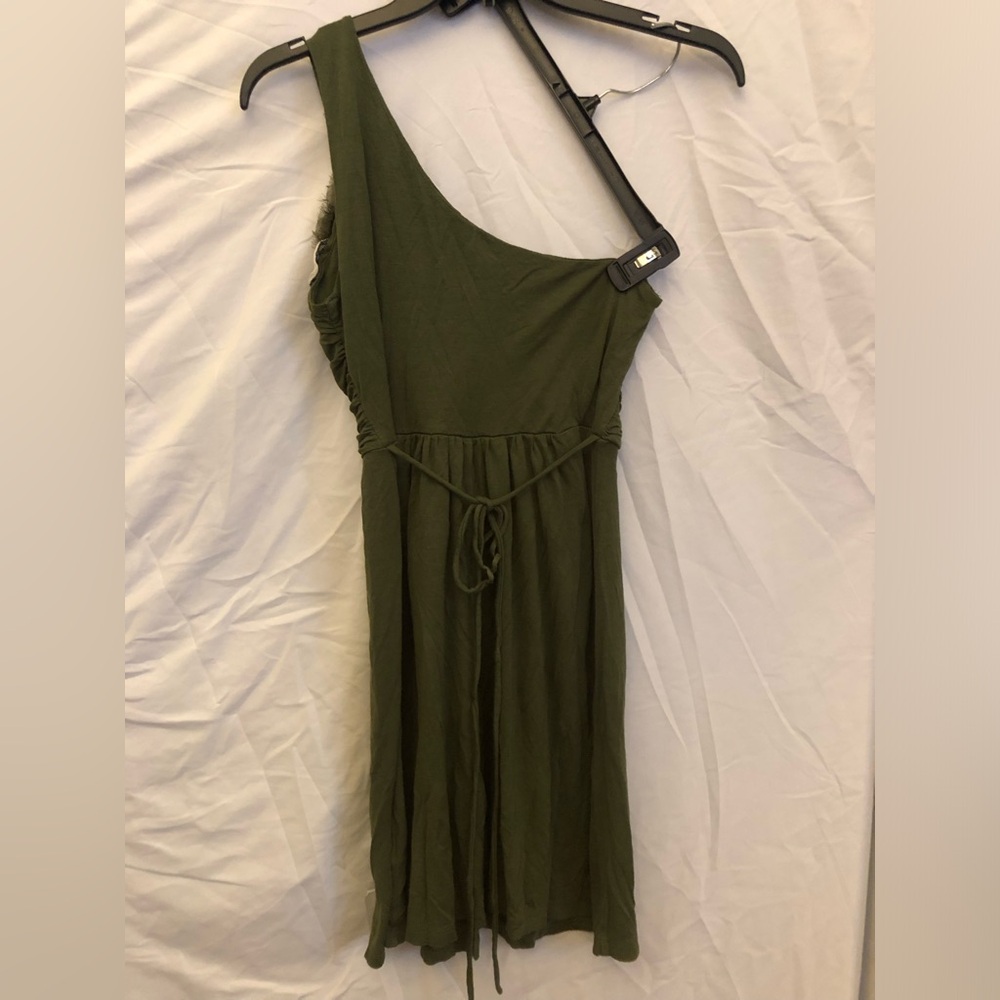 S Janette Embellished Olive Green One-Shoulder Dress - Picture 5 of 7